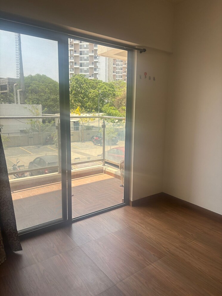 Room, gera-adara 1 Bedroom 361 Sq.Ft. Apartment In Hinjewadi Pune 9200596