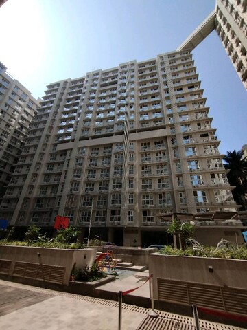2.5 BHK Apartment For Sale in Platinum Life, Andheri West