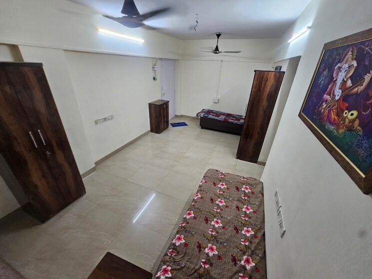 Room, ambika-darshan Pg For Boys & Girls In Kandivali East 9200488