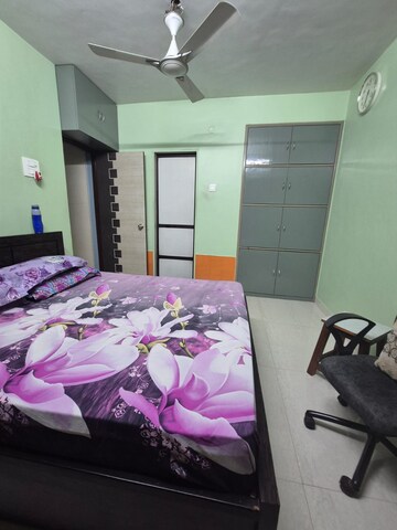 Bedroom in 2 BHK Apartment at Kopar Khairane – for Rent
