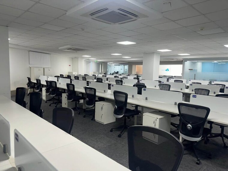 Team Area, hadapsar Commercial Office Space 4000 Sq.Ft. In Hadapsar Pune 9200541