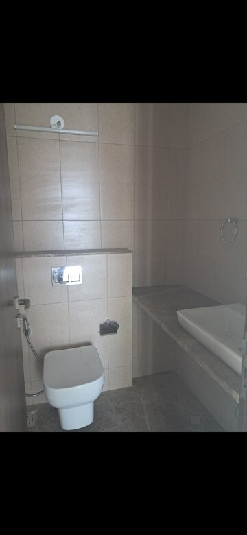 Bathroom in 2 BHK Apartment at Peninsula Salsette 27, Byculla – for Rent