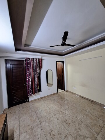 Bedroom in 3 BHK Villa at RWA Apartments Sector 122, Sector 122 – for Rent