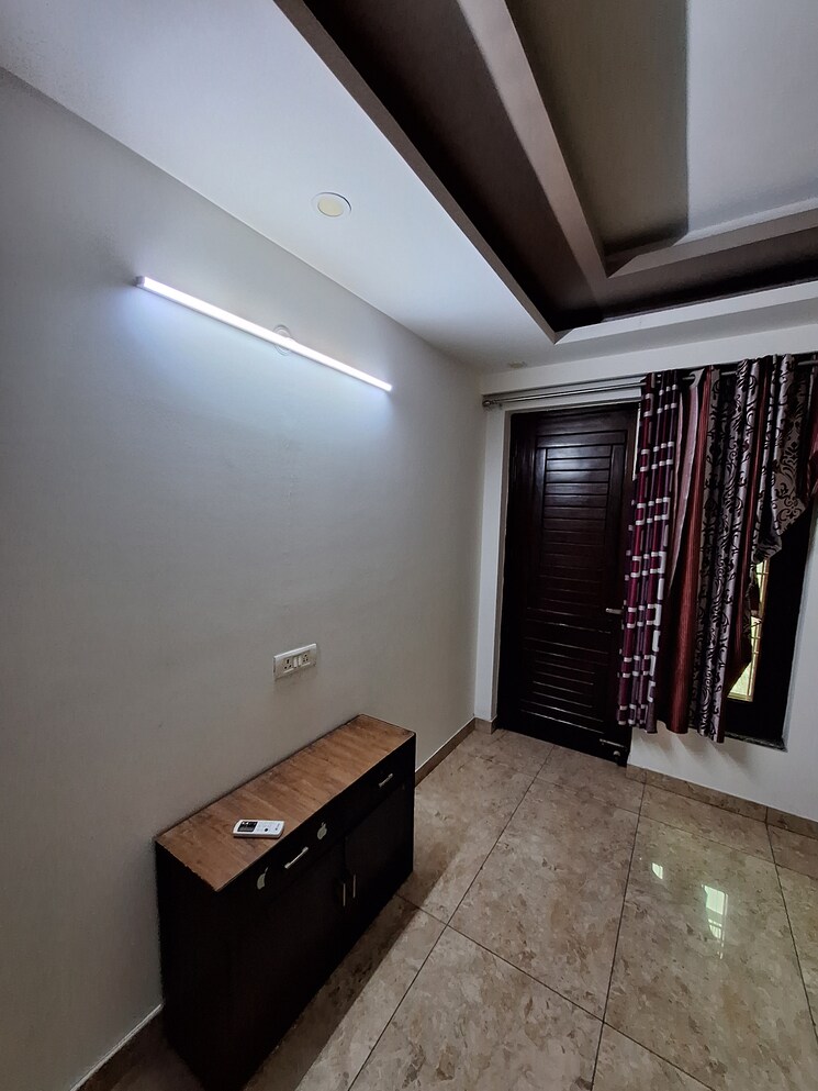 Bedroom, rwa-apartments-sector-122 3 Bedroom 1800 Sq.Ft. Villa In Sector 122 Noida 9200712