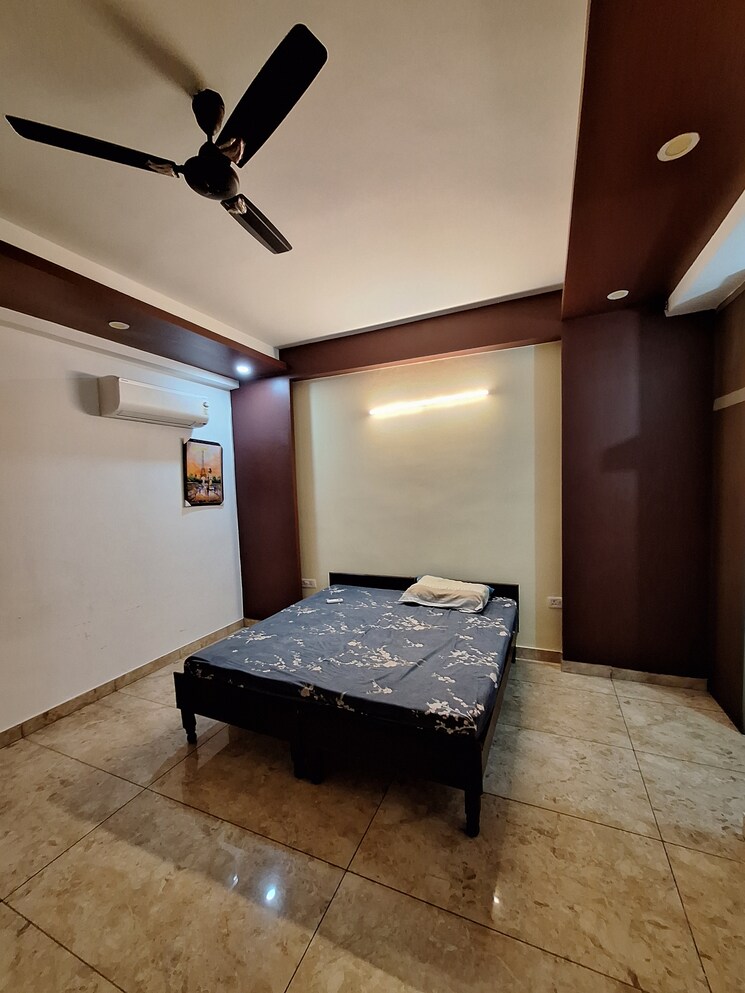 Bedroom, rwa-apartments-sector-122 3 Bedroom 1800 Sq.Ft. Villa In Sector 122 Noida 9200712
