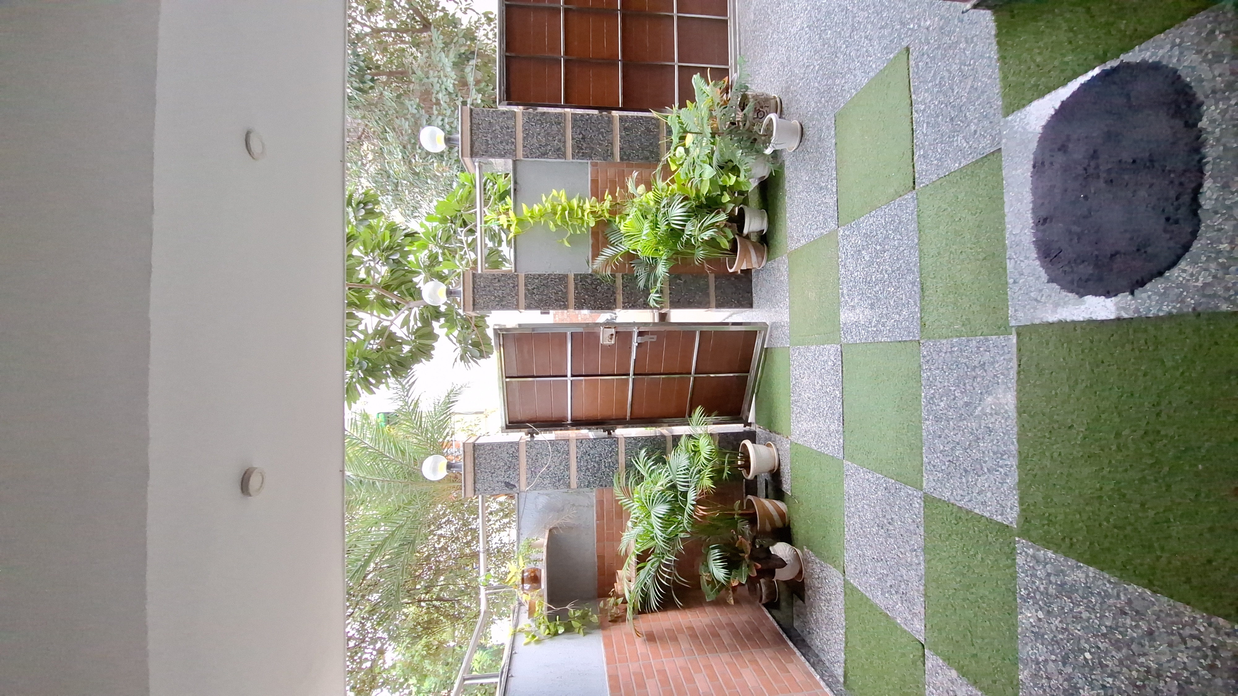 3 BHK 1800 Sq.Ft. Villa in RWA Apartments Sector 122