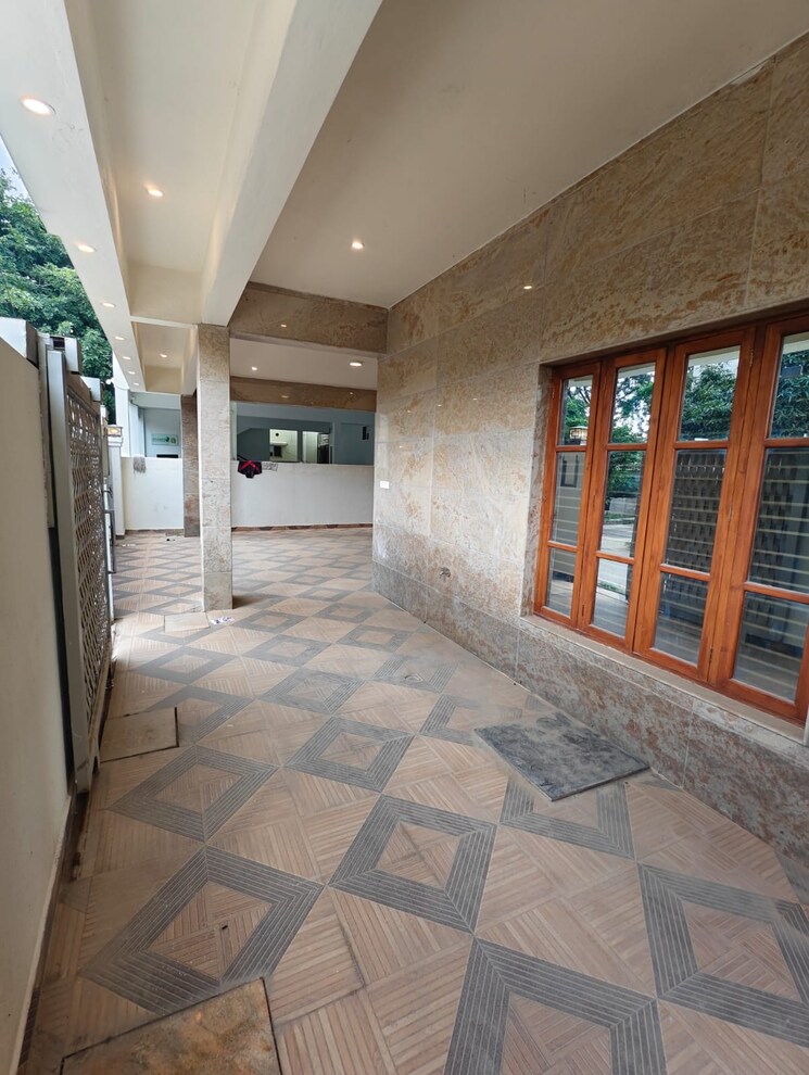  Parking, horamavu 6+ Bedroom 4600 Sq.Ft. Independent House In Horamavu Bangalore 9200606