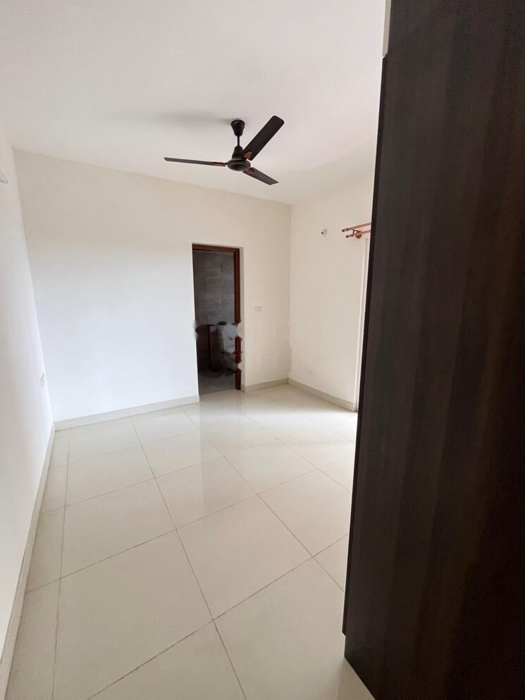 Bathroom, avalon-park-at-the-prestige-city 3 Bedroom 1335 Sq.Ft. Apartment In Sarjapur Road Bangalore 9200669