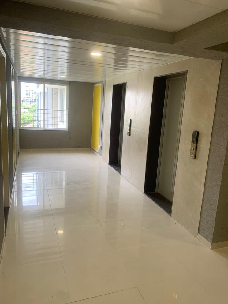 Room, vj-town-center 1 RK 192 Sq.Ft. Apartment In Wakad Pune 9200737