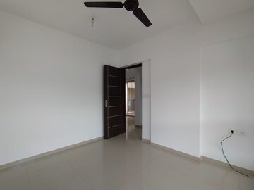 Bedroom in 2 BHK Apartment at Nahar Laurel and Lilac, Chandivali – for Rent