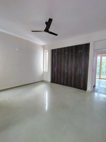 3 BHK Builder Floor For Rent in Puri Vip Floors, Sector 81