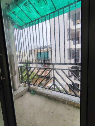 Balcony in 3 BHK Builder Floor at Puri Vip Floors, Sector 81 – for Rent