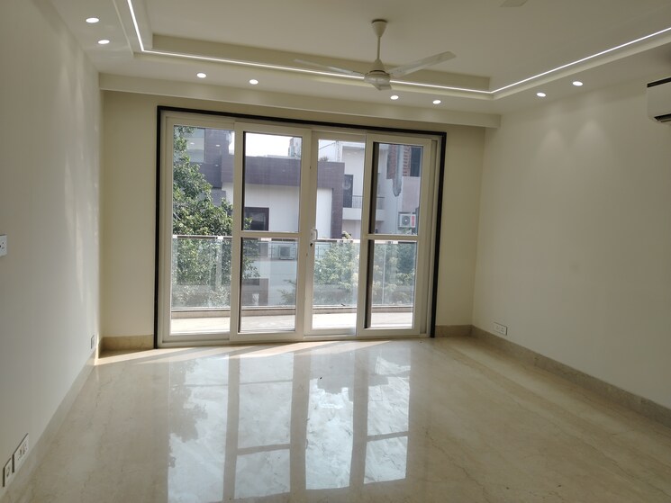Room, jasola 4 Bedroom 3500 Sq.Ft. Builder Floor In Jasola Delhi 9200785