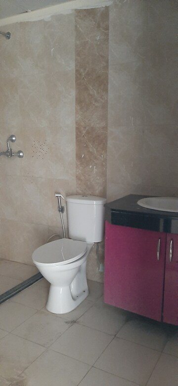 Bathroom in 3 BHK Apartment at Land Craft Golf Links Apartment Phase 2, Pandav Nagar – for Rent