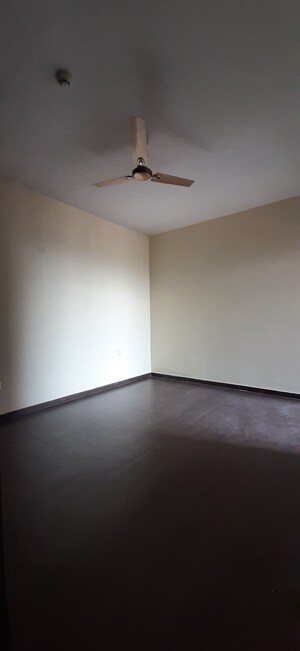 Building Lobby in 3 BHK Apartment at Land Craft Golf Links Apartment Phase 2, Pandav Nagar – for Rent