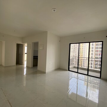 2 BHK Apartment For Rent in Runwal Gardens, Bhadra Nagar