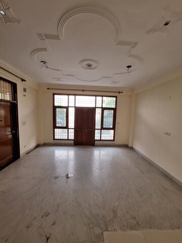 Furnished Amenities in 2 BHK Villa at RWA Apartments Sector 122, Sector 122 – for Rent