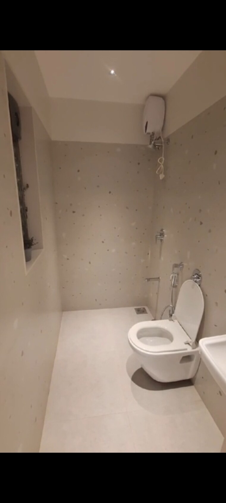 Bathroom, shree-ram-krishna-garden 1 Bedroom 400 Sq.Ft. Apartment In Mira Road East Thane 9200845