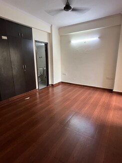 2 BHK + Pooja Room Apartment For Sale in Gardenia Golf City