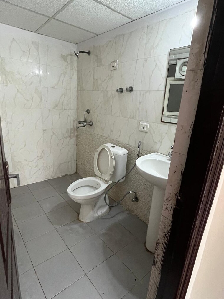 Bathroom, gardenia-golf-city 2 Bedroom 1150 Sq.Ft. Apartment In Sector 75 Noida 9200843