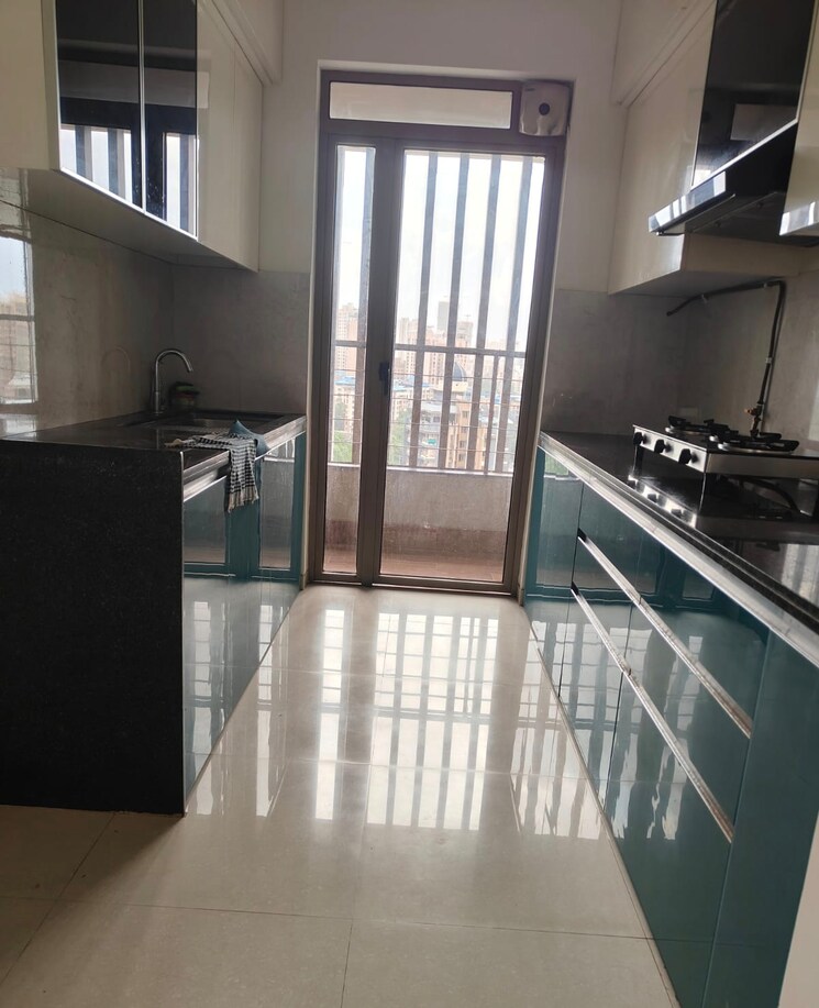 Kitchen, kalpataru-paramount 2 Bedroom 711 Sq.Ft. Apartment In Kapur Bawdi Thane 9200852