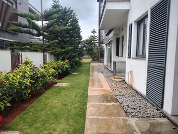 Balcony in 5 BHK Villa at Prestige Golfshire, Nandi Hills – for Rent