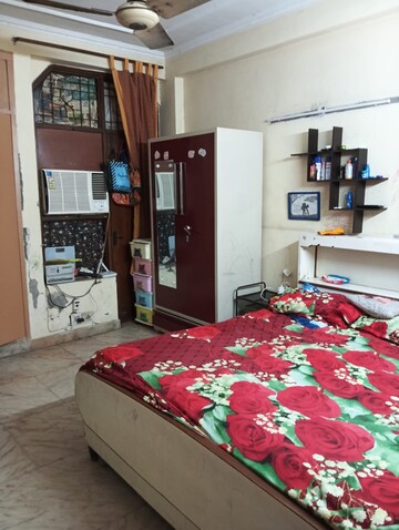 Bedroom in 2 BHK Builder Floor at Lajpat Nagar 4 – for Rent