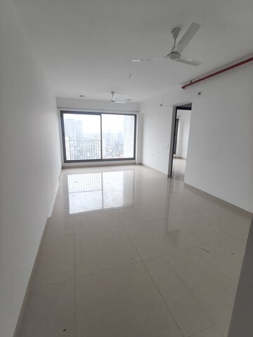 Room in 2 BHK Apartment at Sunteck City Avenue 4, Goregaon West – for Rent