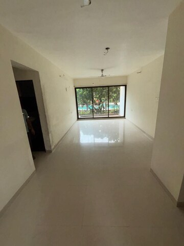 Room in 4 BHK Apartment at Shah Heights, Kharghar Sector 21 – for Rent
