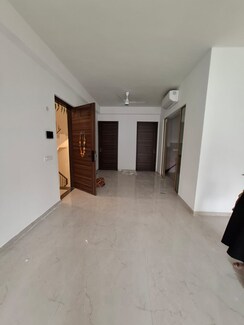 2.5 BHK + Servant Room Apartment For Sale in Godrej Aria