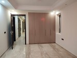 3 BHK + Pooja Room,Servant Room 1800 Sq.Ft. Builder Floor in East Of Kailash