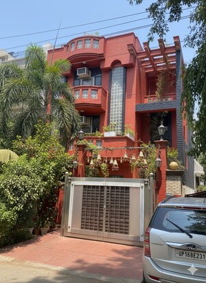 5 BHK Independent House For Sale in Sector 50