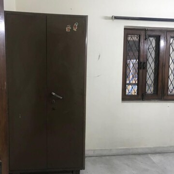 Furnished Amenities in 2 BHK Independent House at RWA Apartments Sector 27, Sector 27 – for Rent