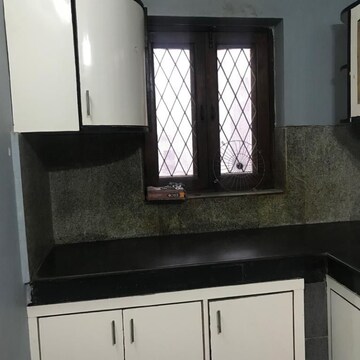 Kitchen in 2 BHK Independent House at RWA Apartments Sector 27, Sector 27 – for Rent