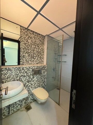 Living Room in 4 BHK Apartment at Raheja Atlantis, Lower Parel – for Rent