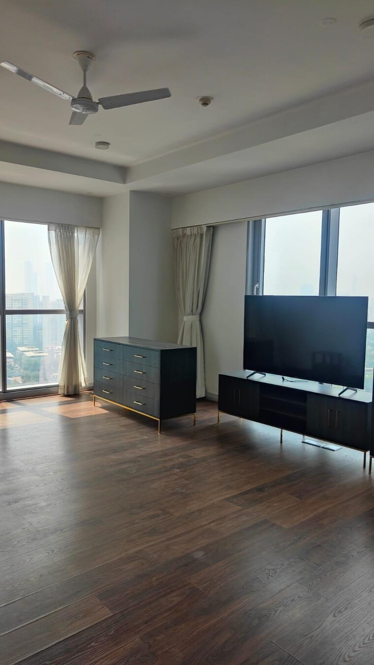 Room, bombay-realty-island-city-centre-ii 4 Bedroom 2345 Sq.Ft. Apartment In Dadar East Mumbai 9200970