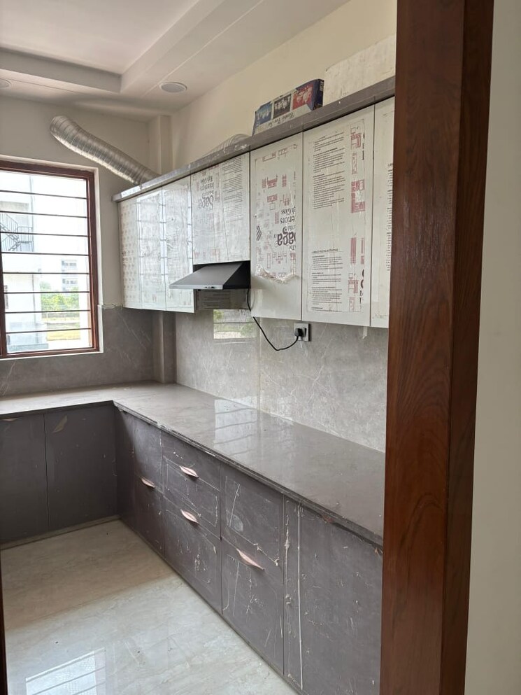 Kitchen, soha-neal-city 2 Bedroom 135 Sq.Yd. Builder Floor In Sector 98 Faridabad 9201016