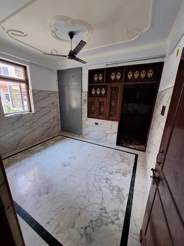 Furnished Amenities in 2 BHK Villa at RWA Apartments Sector 122, Sector 122 – for Rent