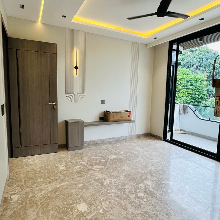 Room, ardee-mall 3 Bedroom 204 Sq.Ft. Builder Floor In Sector 52a Gurgaon 9201020