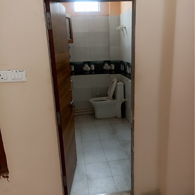 Bathroom, rwa-apartments-sector-52 2 Bedroom 1850 Sq.Ft. Independent House In Arun Vihar Noida 9201062