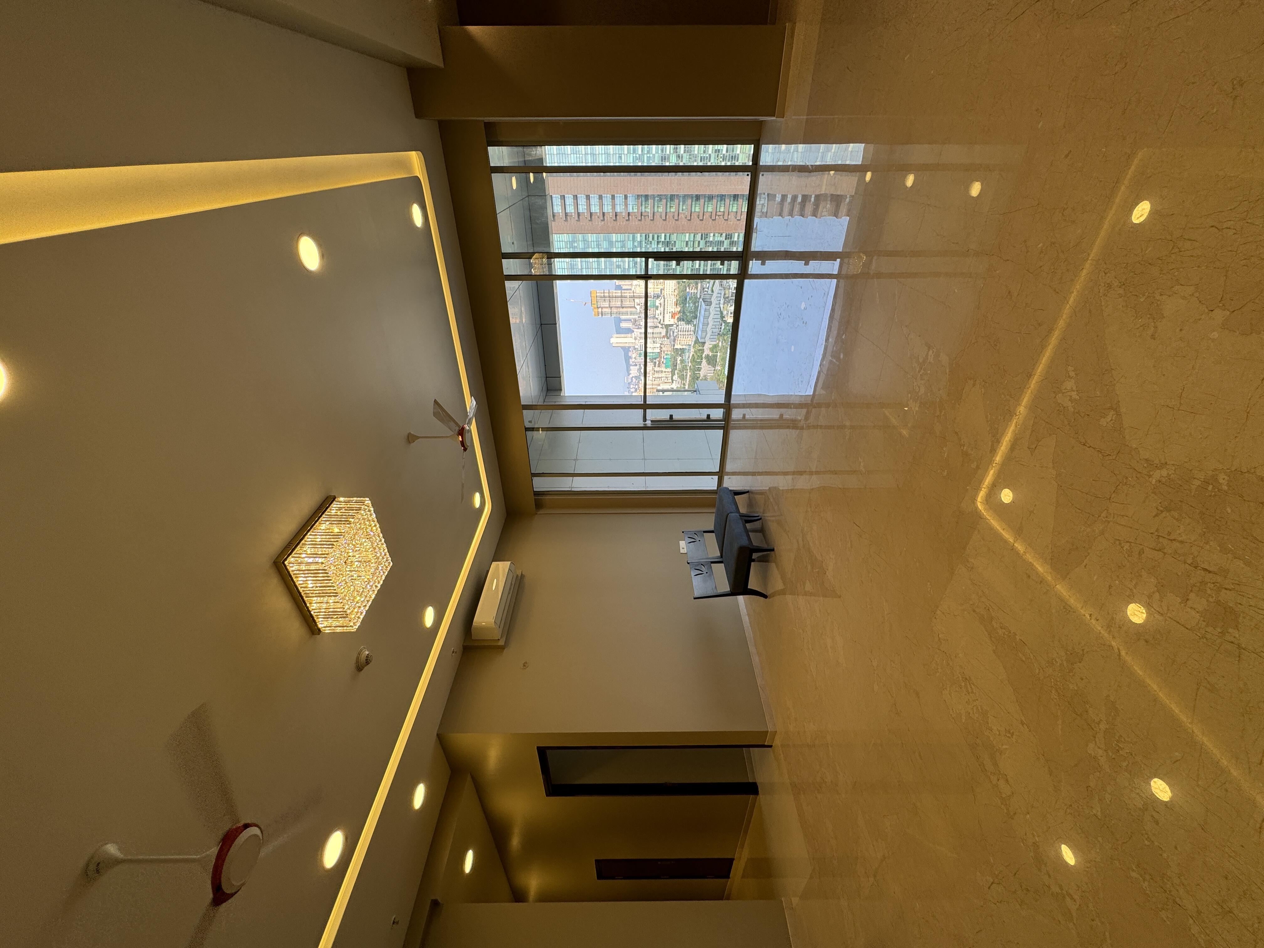 4 BHK + Pooja Room,Servant Room Apartment For Rent in Kohinoor Square Altissimo