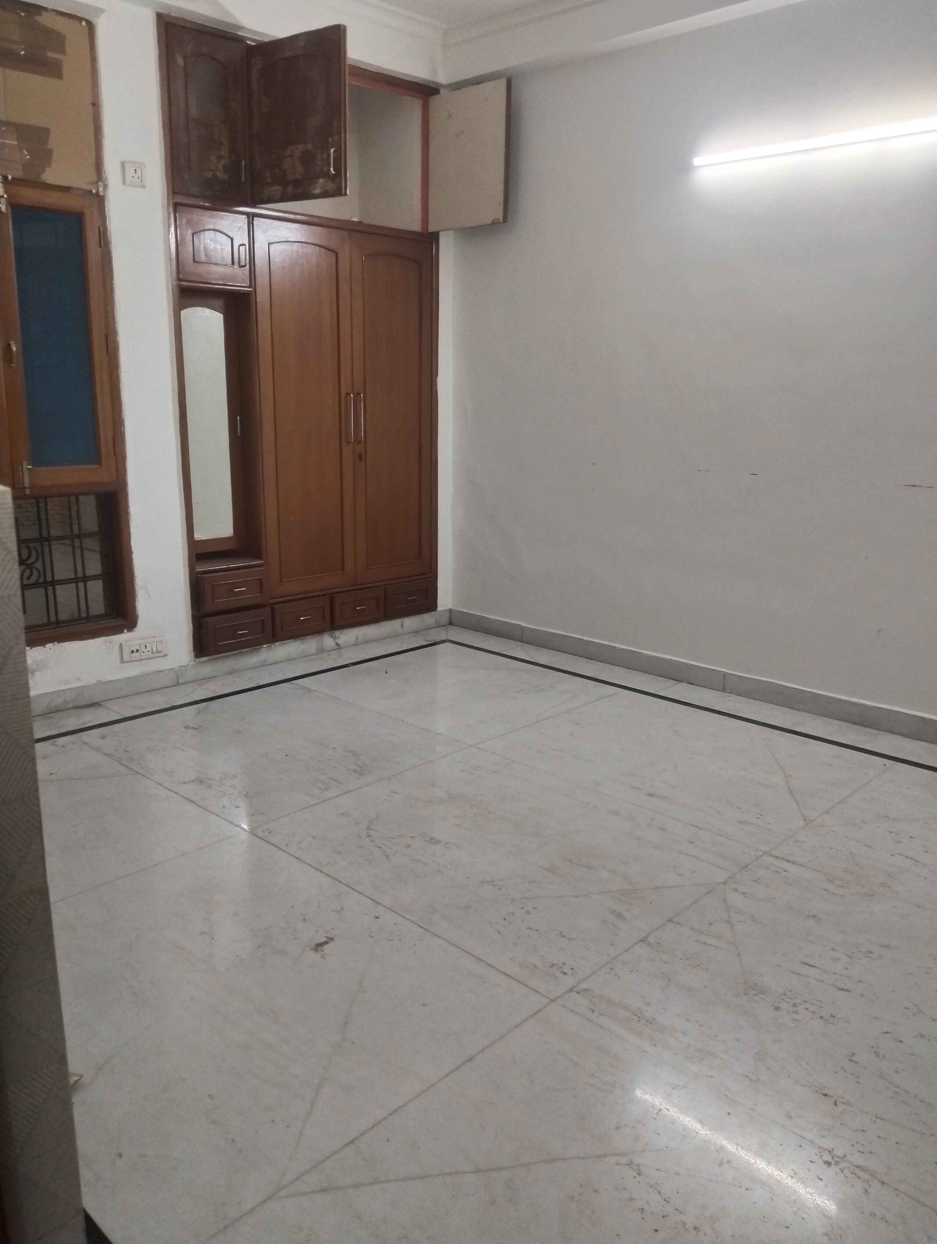 3 BHK Independent House For Rent in RWA Apartments Sector 52