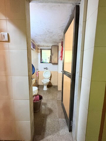 1 BHK Apartment For Sale in Bindra Complex, Andheri East