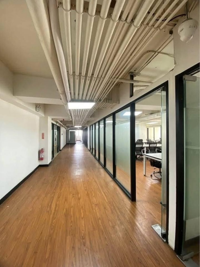 undefined, magarpatta road Commercial Office Space 2000 Sq.Ft. In Magarpatta Road Pune 9201082