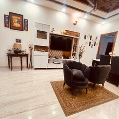 4 BHK + Pooja Room,Servant Room,Study Room,Extra Room Builder Floor For Sale in BP Homes