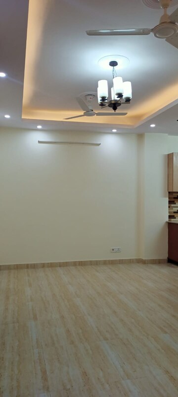 2 BHK Builder Floor For Rent in Chattarpur