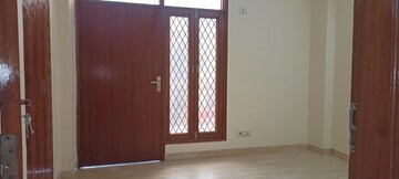 Room in 2 BHK Builder Floor at Chattarpur – for Rent