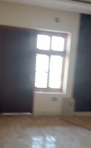 Room in 3 BHK Builder Floor at BPTP Parkland, Sector 75 – for Sale