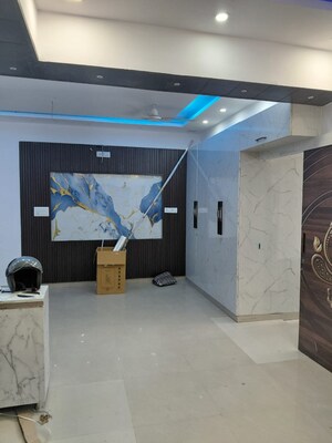 Team Area in 4 BHK Builder Floor at Vasant Kunj – for Rent