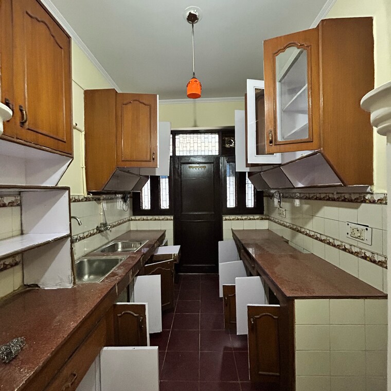 Kitchen, ansal-plaza-sector-23 6+ Bedroom 2367 Sq.Ft. Independent House In Carterpuri Village Gurgaon 9201428